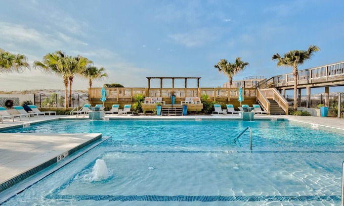 Sandestin Condo | SweptAway- Gorgeous Beachside 1 Condo in Sandestin Golf and Beach Resort