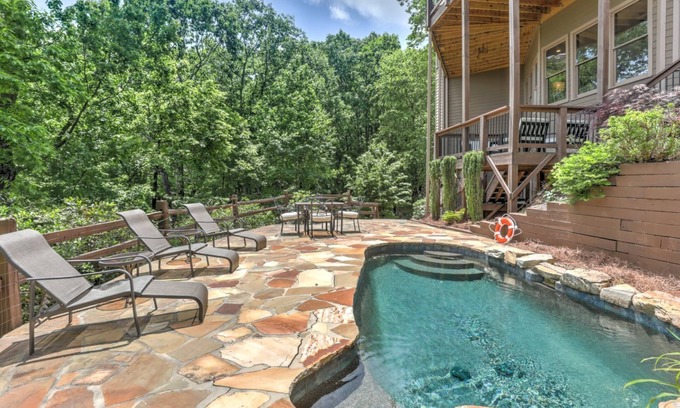 Big Canoe House | Swimming Pool, Steamy Hot Tub, Home Theater, Sunroom, Game Room & Community Extras - Red Fox Manor