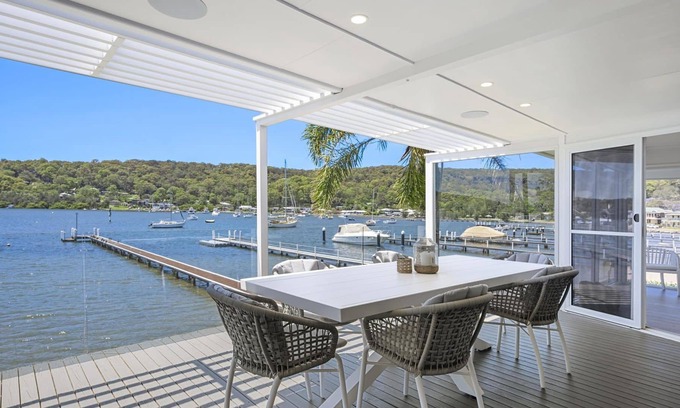 Pretty Beach Central Coast House | SwimOut at Wagstaffe