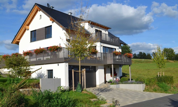 Eckersdorf Apartment | Swiss stone pine apartment Lochau