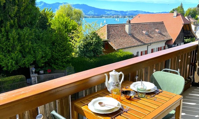 Hilterfingen Condo | SwissHut Stunning Views Alps & Lake - Apart. Staat 22
