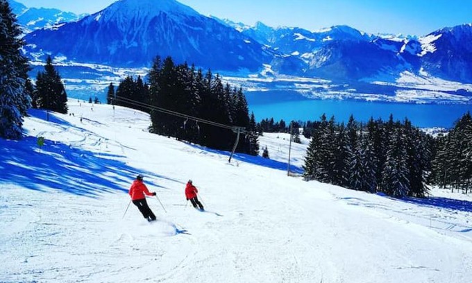 Goldiwil Ski Chalet | SwissHut Stunning Views Alps Lake - Chalet Aeschlen