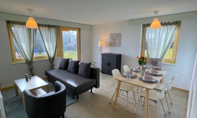 Goldiwil Apartment | SwissHut Stunning Views Alps - Apart. Aeschlen Down