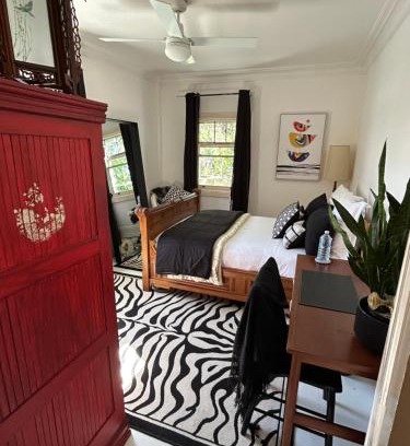 Rozelle House | Sydney Harbour Designer Terrace Guest Wing