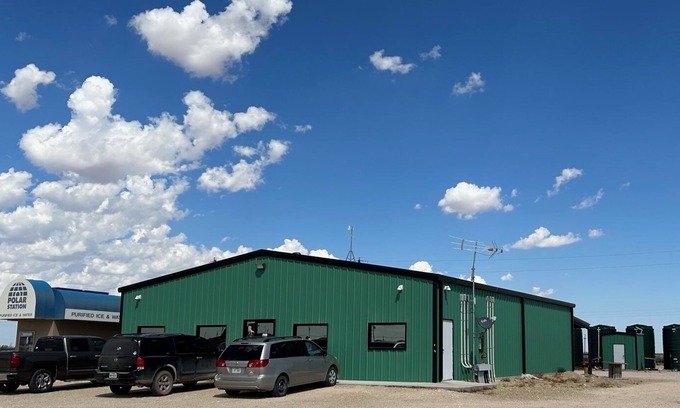 Crane Cabin | T-Rex Lodging is a top choice while working in West Texas!