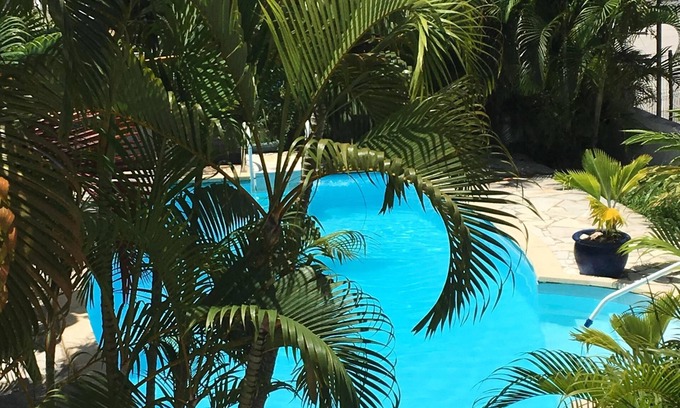 Le Gosier Apartment | T2 30 meters from the beach with Pool