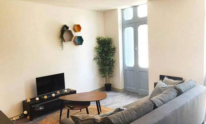 Valence Apartment | T2 LES ARCADES ★ PLEIN CENTER ★ LUMINEUX ★ WIFI