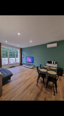 Giroussens Apartment | T3 de 60 M2 à 3 mins de l autoroute