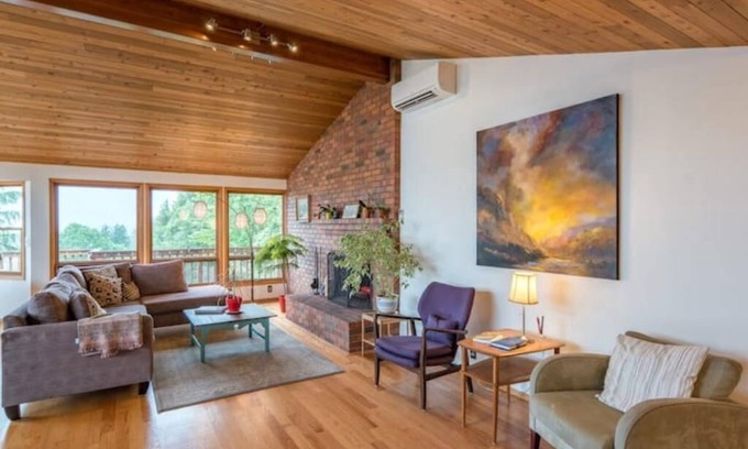 Mount Tabor House | Tabor Hillside Retreat over the trees, walk to trails, and Montavilla cafes.