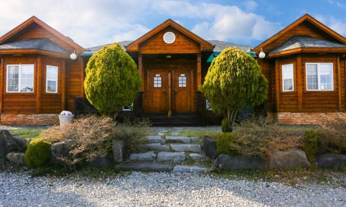 Mongdae House | Taean Badaui Achim Pension