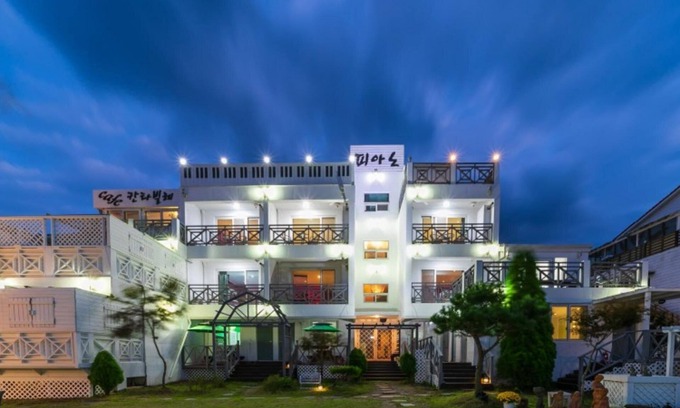 Taean House | Taean Piano Spa Pension