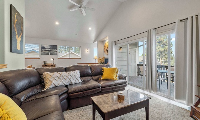 Southern Crossing Condo | Taft at Old Mill | Pets Ok - Close to Downtown
