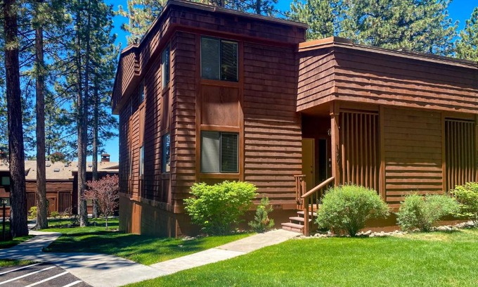 Zephyr Cove Apartment | Tahoe Enchantment