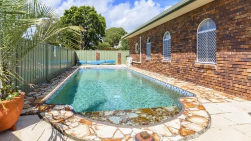 Bellara House | Take A Dip At Eucalypt