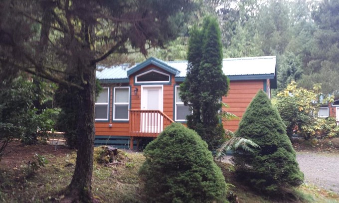 Fall City Resort | Tall Chief Camping Resort Cottage 1