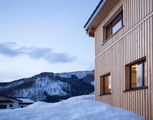 Nozawaonsen Ski Chalet | Tamanegi House luxury 4 bedroom Ski Chalet