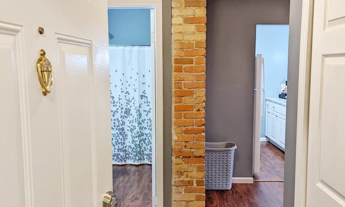 Bay City Apartment | Tanner Bldg Apt 11 - 2 bedroom (Downtown)