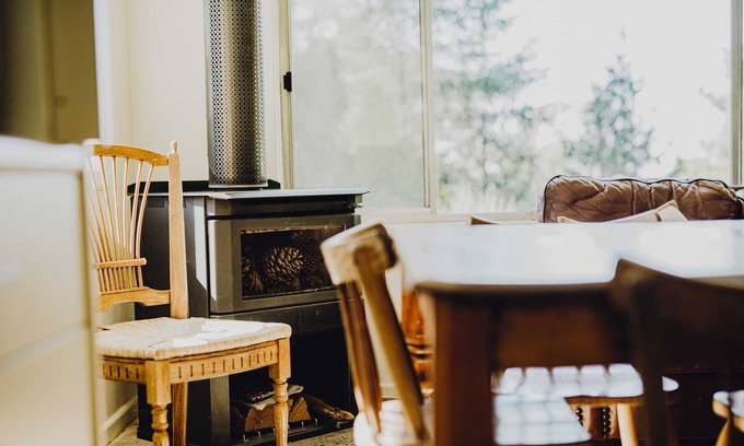 Springside House | Tanswell Cottage. Rural and serene!