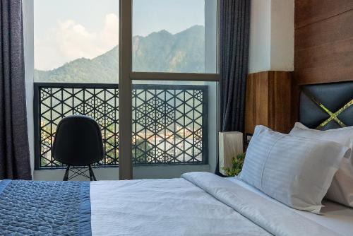 Tapovan Hotel | Tapovan Hills Near secret waterfall