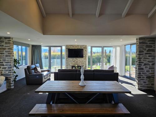 Twizel House | Templeton's Stone stay