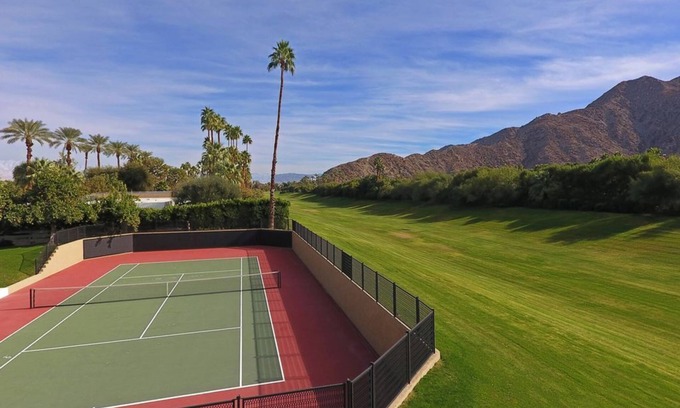 Indian Wells House | Tennis Paradise in Indian Wells - Private Tennis & Pickleball Court