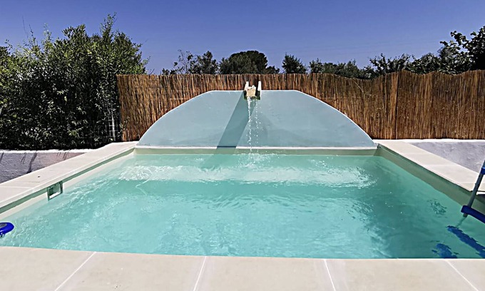Manfio House | TERRA ROSSA COUNTRY COTTAGE 4 PLACES WITH POOL IDROM YES PETS