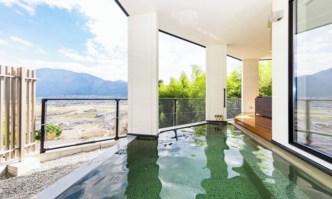 Yufuin Onsen Villa | TERRA Yufuin