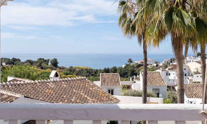 Oasis del Capistrano Apartment | Tetuan 11 - El Oasis de Capistrano!