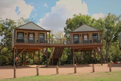 Sutherland Springs Other | Texas Waterside Escape: Glamping Holiday in a Tented Cabin with Shared Comforts