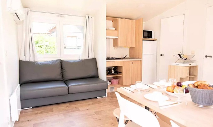 Thegra House | Thégra Holiday Village - Mobile Home 3 Rooms 4 People Air Conditioned