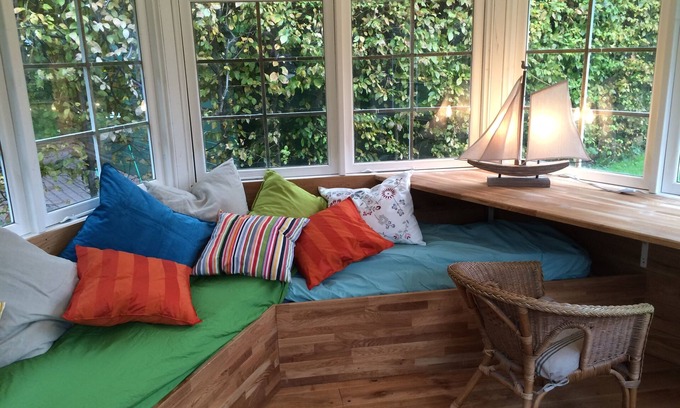 Vitte House | Thatched semi-detached house with two bedrooms