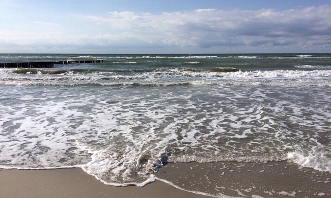 Vitte House | Thatched semi-detached house with two bedrooms