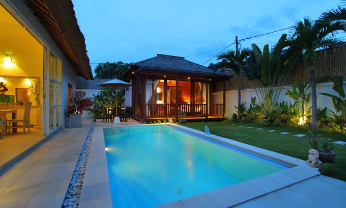 Sunset Road Villa | Thatched Tropical Garden Home with Pool in Trendy Seminyak