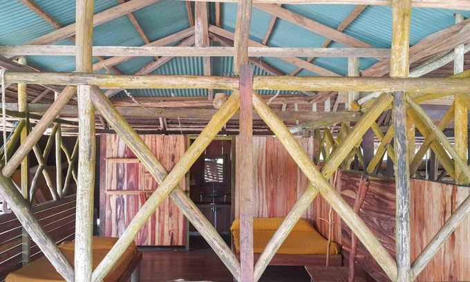 Leticia House | The Amazon floating hotel