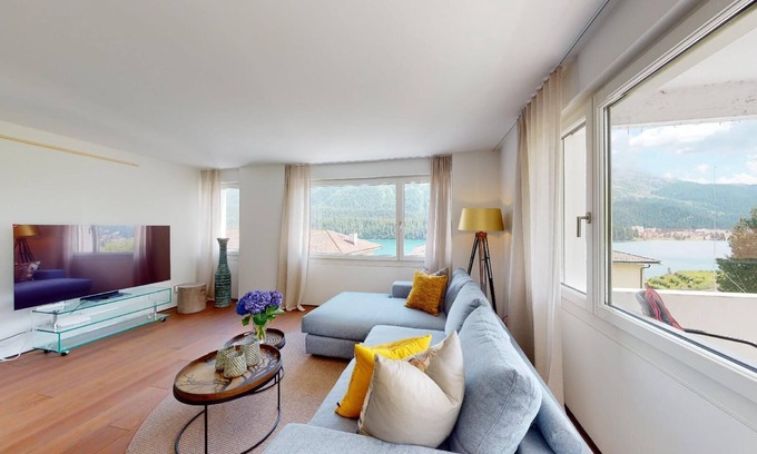 St. Moritz Apartment | The apartment is located in a prime location on the famous Via Serlas in St.