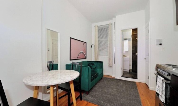 Central Park South Apartment | The Arthur Vibe 8666