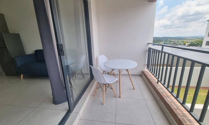 Greater Johannesburg Metropolitan Area Apartment | The Aura modern 1 bed apartment fully Furnished.