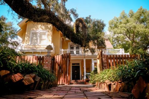 Monticello Bed & Breakfast | The Avera-Clarke House