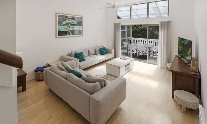 Warrnambool Apartment | THE BAY - luxury accommodation by the sea