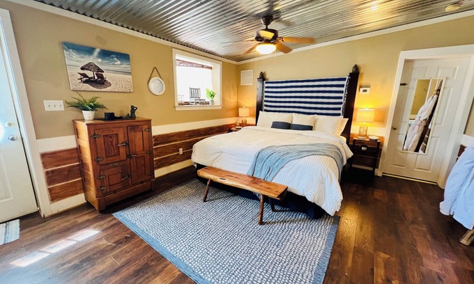 Canton Apartment | The Beach Comber - Private Room w/Pool & Hot Tub, Beach Comber - Private Room w/Pool & Hot Tub