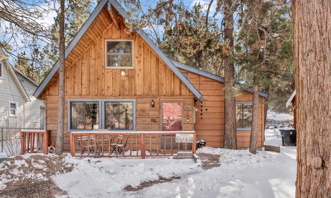 Big Bear City Cabin | The Bear Bauhaus Chalet by Big Bear Vacations