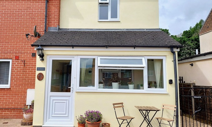 Whitecroft Apartment | The Beehive - Self Catering in the heart of the Forest