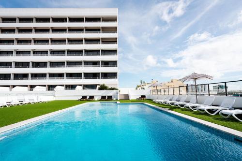 Cairns Central Business District Hotel | The Benson Hotel