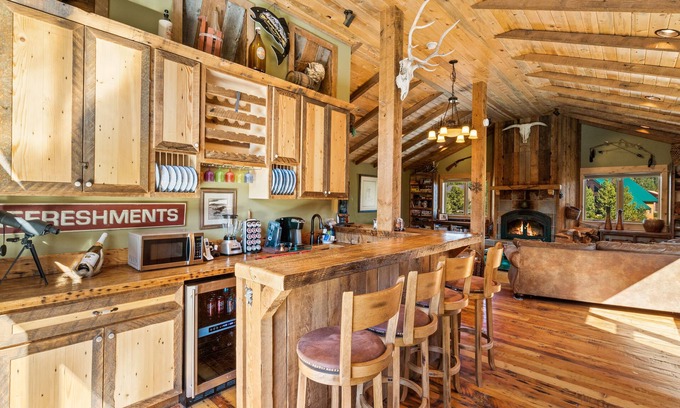 Lazy Acres House | The Big House at Bunk House