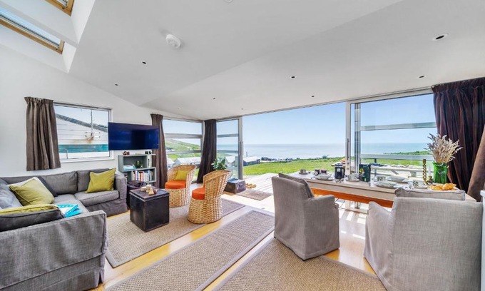 Eype House | The Billy Shed