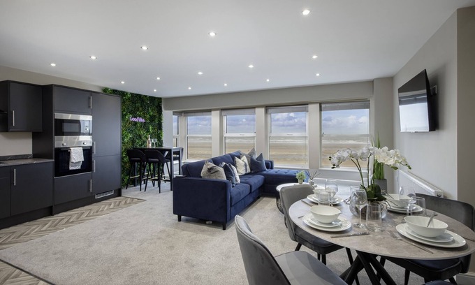 South Shore Apartment | The Blackpool Boutique Beach Apartment 5
