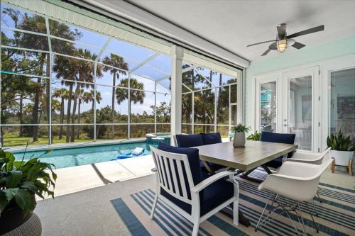 Palm Harbor House | The Blue Heron
