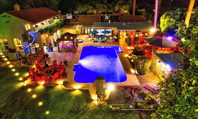 Tempe House | The "BOOK" house Across from ASU and near DT Tempe - lots of amenities
