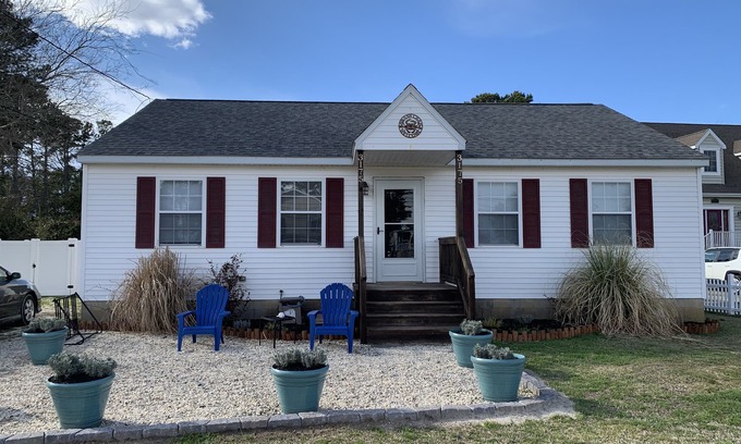 Chincoteague House | The Brass Crab - Check in/out any day!