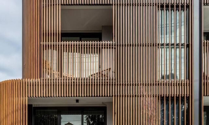Port Melbourne House | The Bridge Epitomising Modern Luxury by the Bay